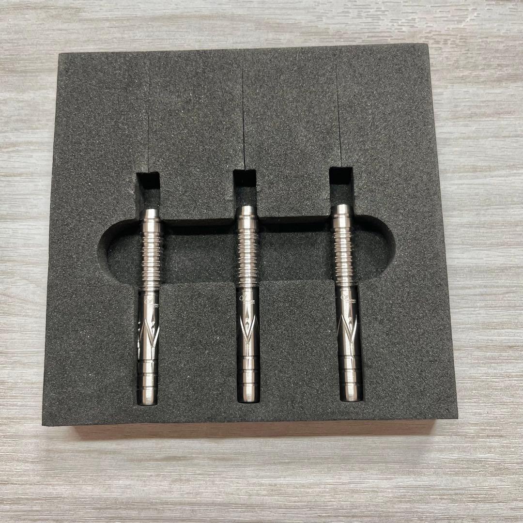 COSMO DARTS Yoshihisa Baba v4 ダーツセット