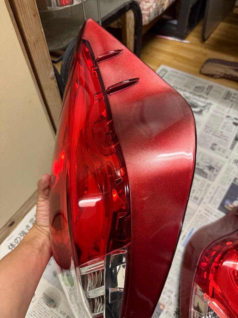 アクア　テールランプ　ヴァレンティ