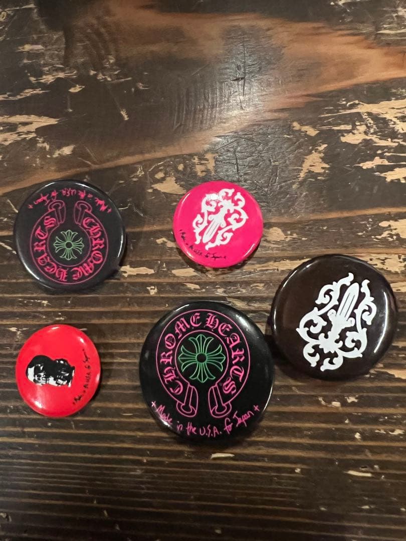 クロムハーツ　缶バッジ