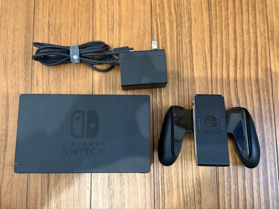 【美品】Nintendo Switch 本体 +周辺機器 セット