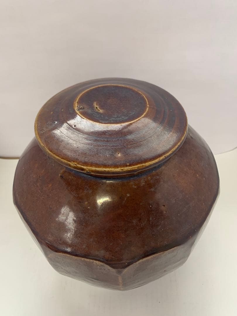 李朝　飴釉　茶色 陶器 八角形 蓋付き壺　送料込み