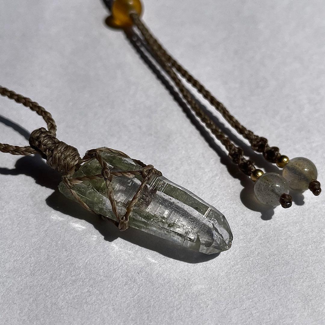 ヒマラヤ水晶 ガネッシュヒマール ＊ マクラメペンダント ネックレス 35