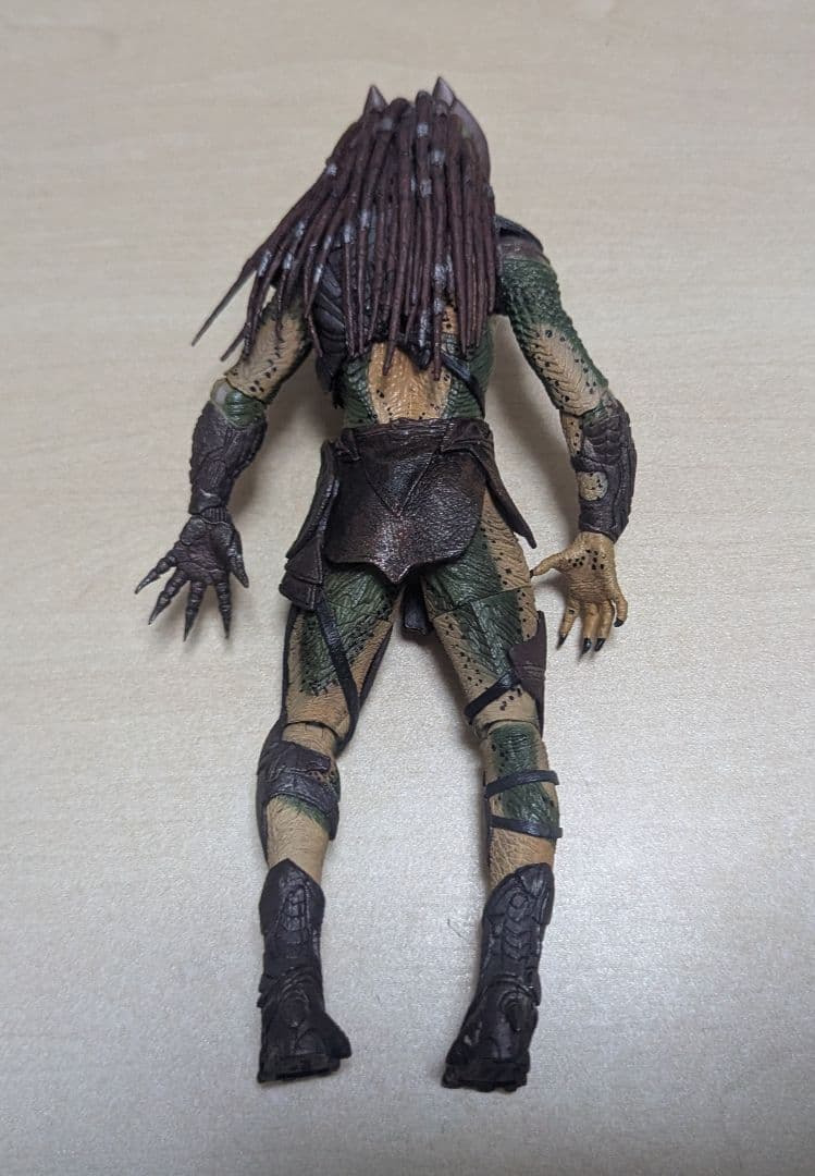 NECA ファルコナープレデター
