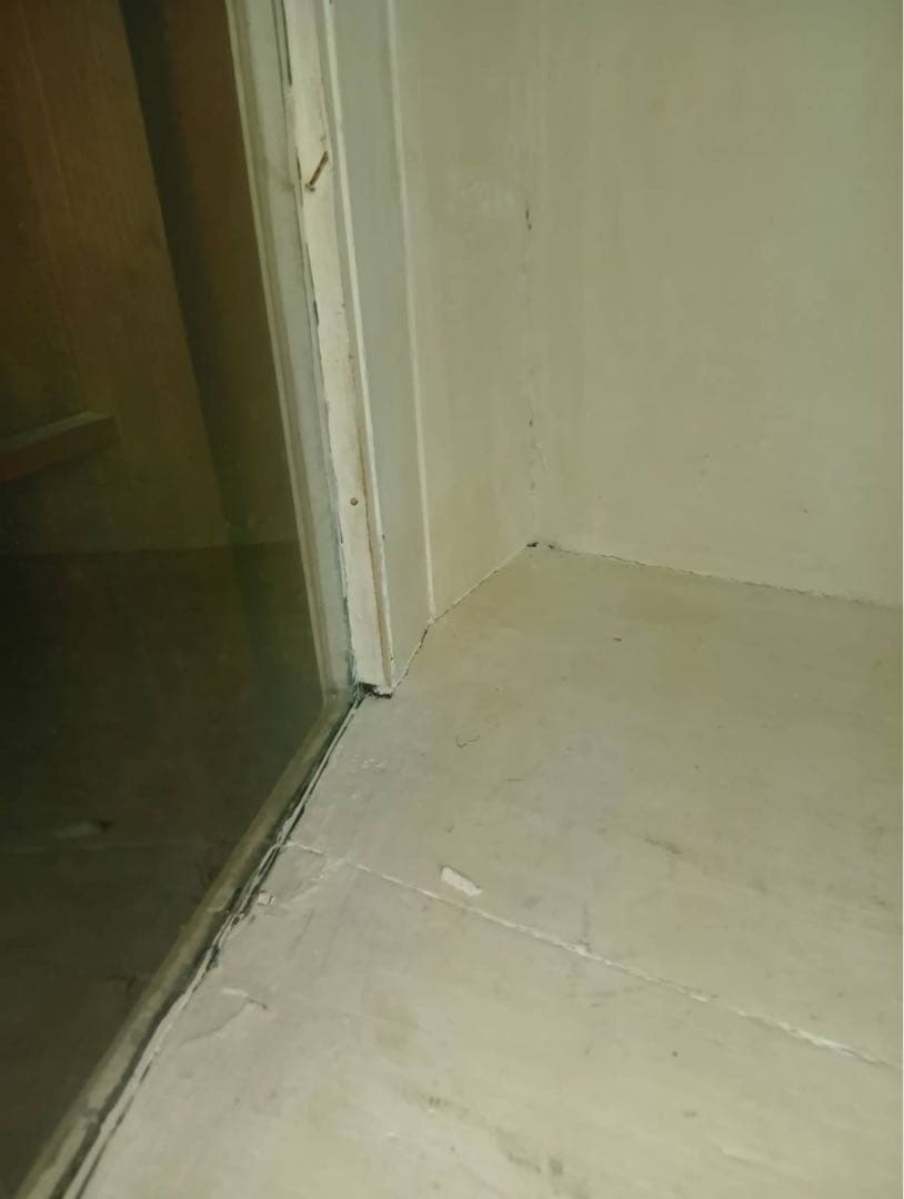 アンティーク ホワイト木製 キャビネット 大型 食器棚 ショーケース