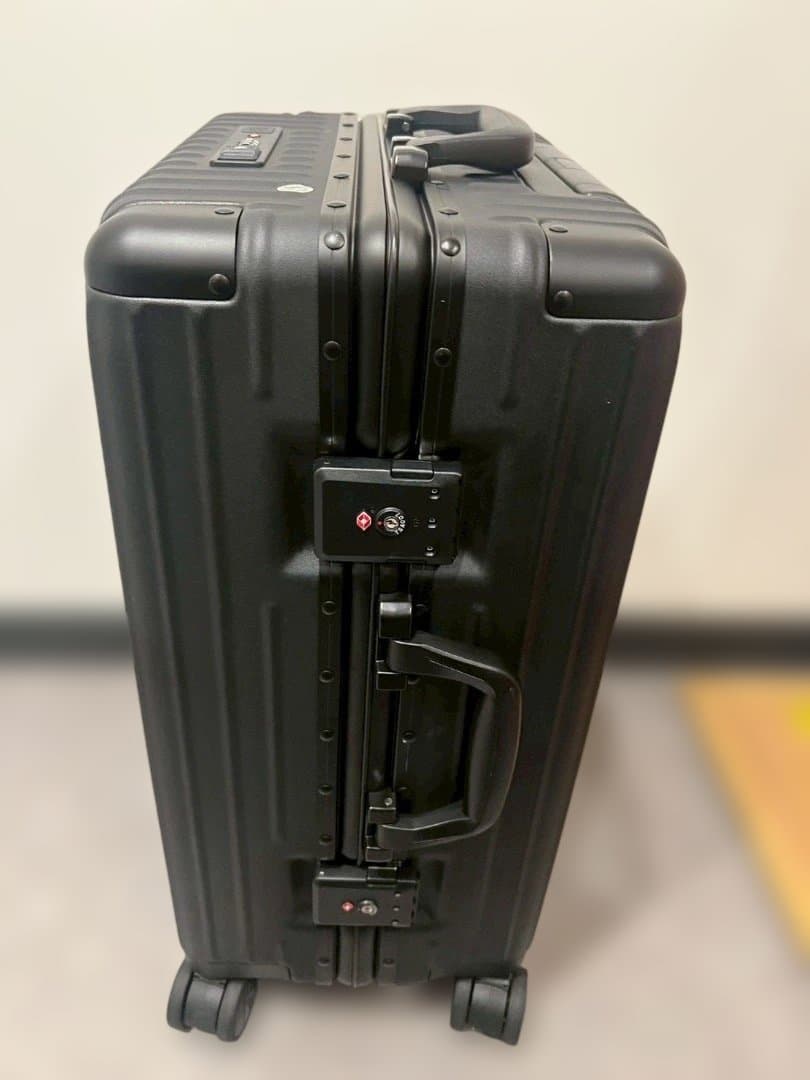 多機能キャリーケース【マットブラックS】B33