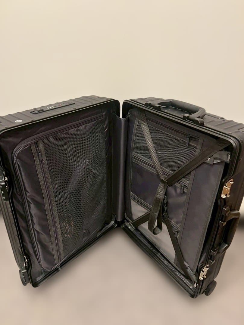 多機能キャリーケース【マットブラックS】B33