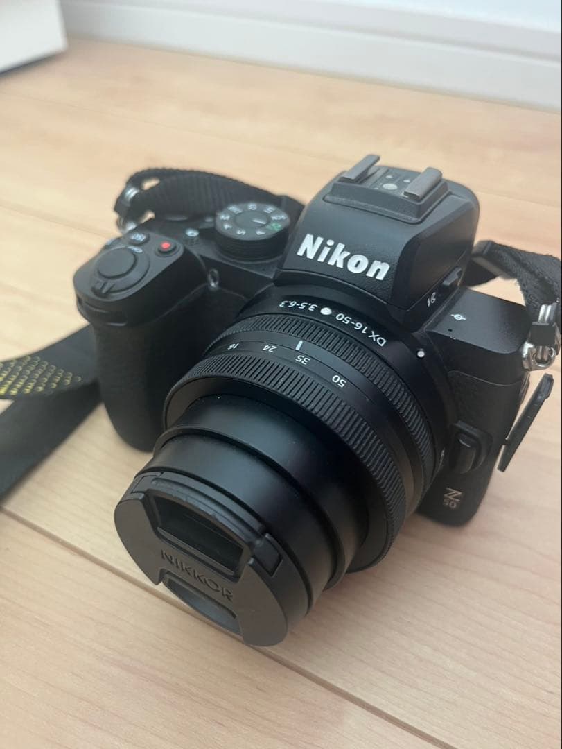 Nikon Z 50 ダブルズームキットメモリーカード付き