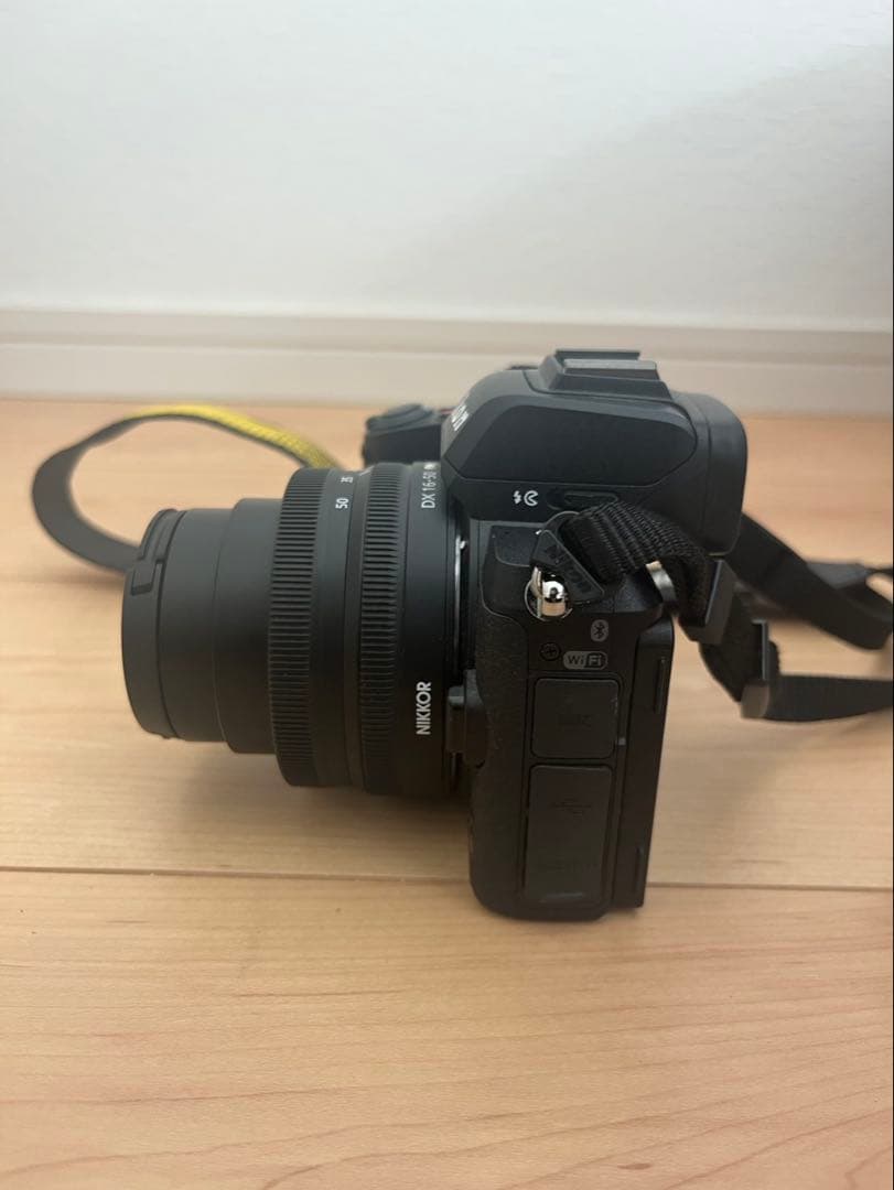 Nikon Z 50 ダブルズームキットメモリーカード付き
