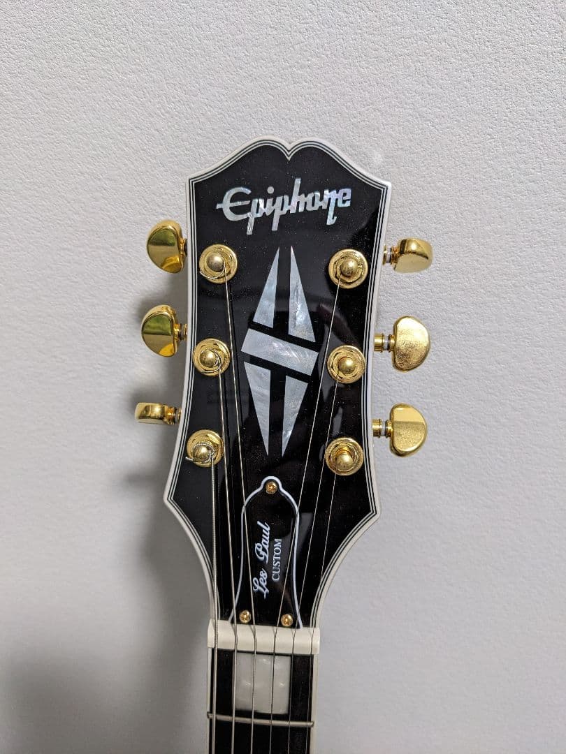 Epiphone inspired by Les Paul Custom 黒