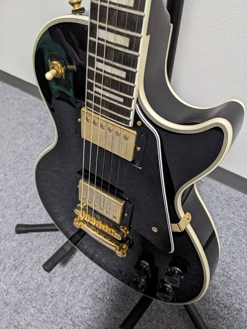 Epiphone inspired by Les Paul Custom 黒