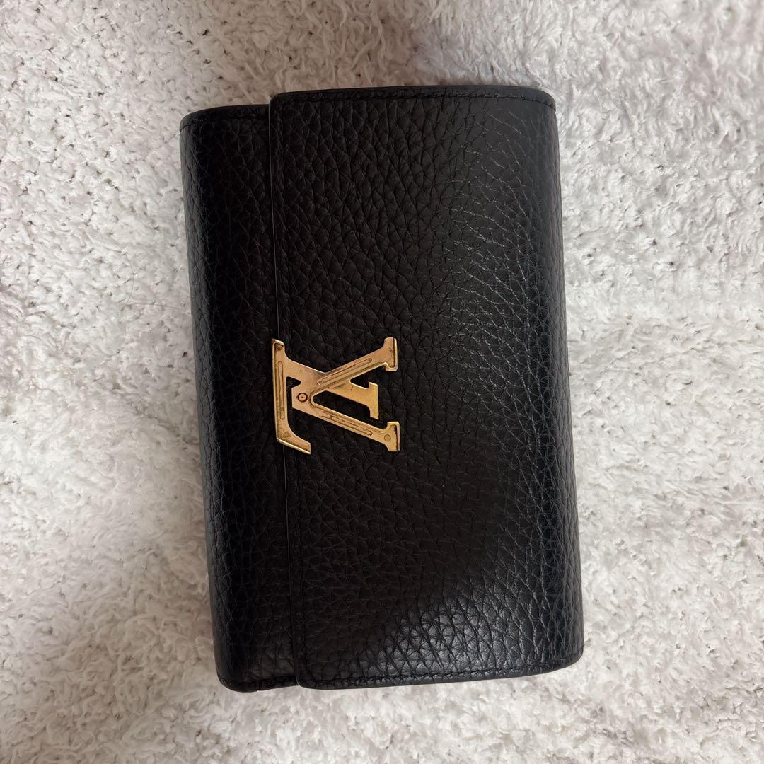 Louis Vuittonヴィトン ポルトフォイユ・カプシーヌXS三つ折り財布