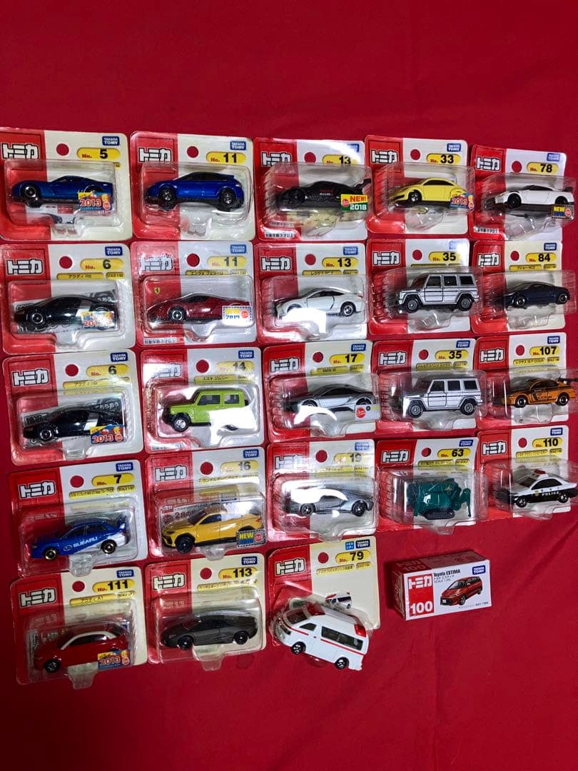 トミカ　廃盤　ミニカー　24台まとめて