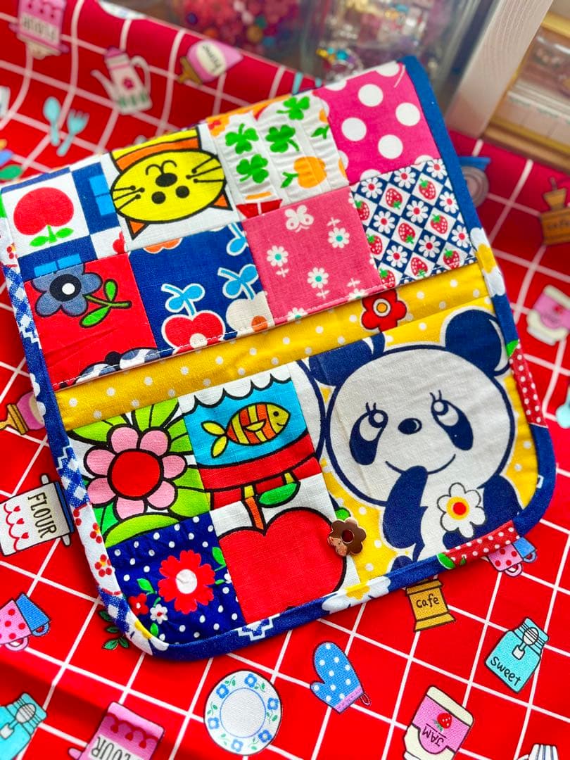 昭和レトロ ポップ 生地 長財布