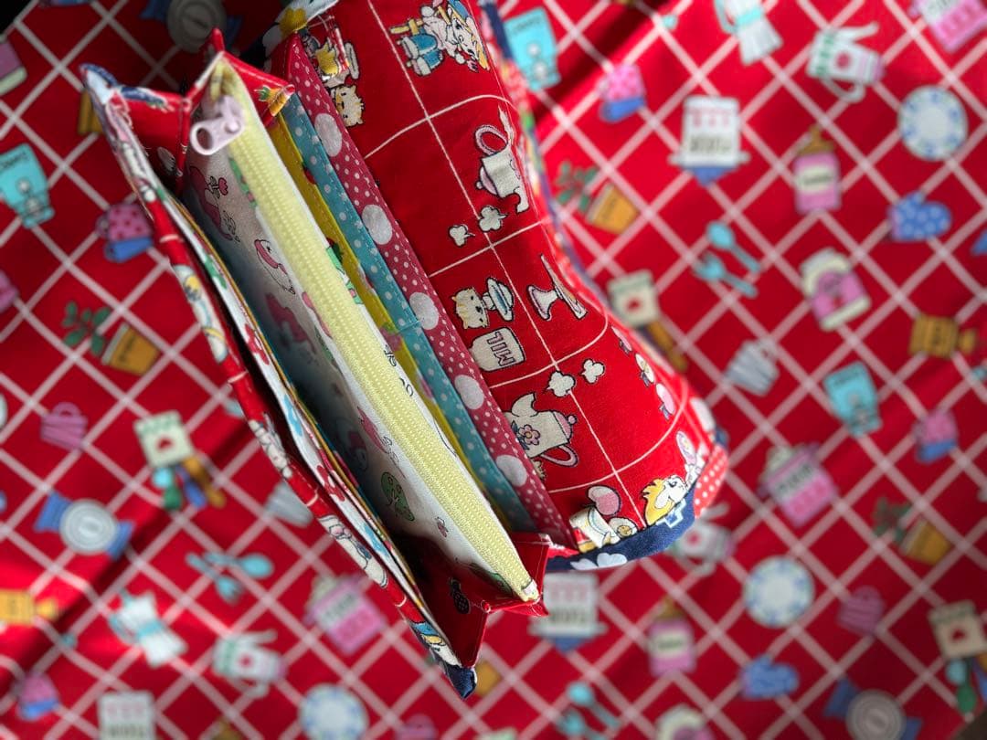 昭和レトロ ポップ 生地 長財布