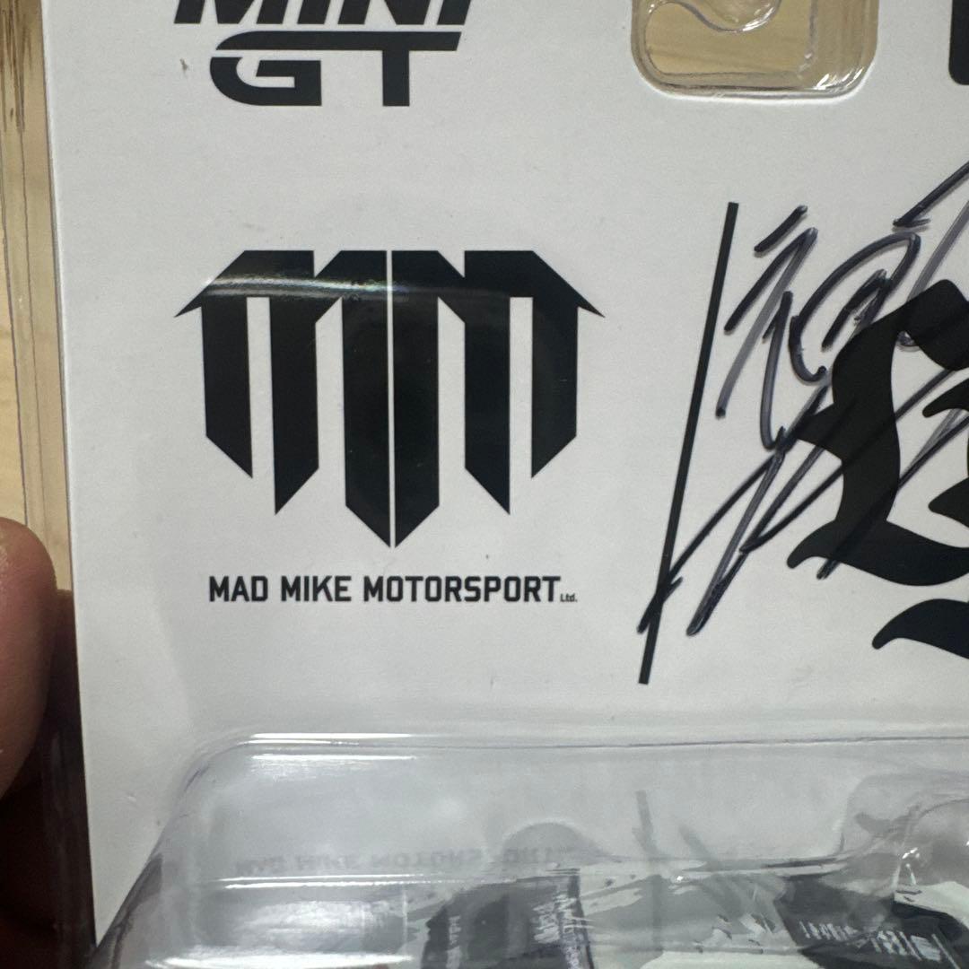 ミニGT マッド・マイク・モータースポーツ 967