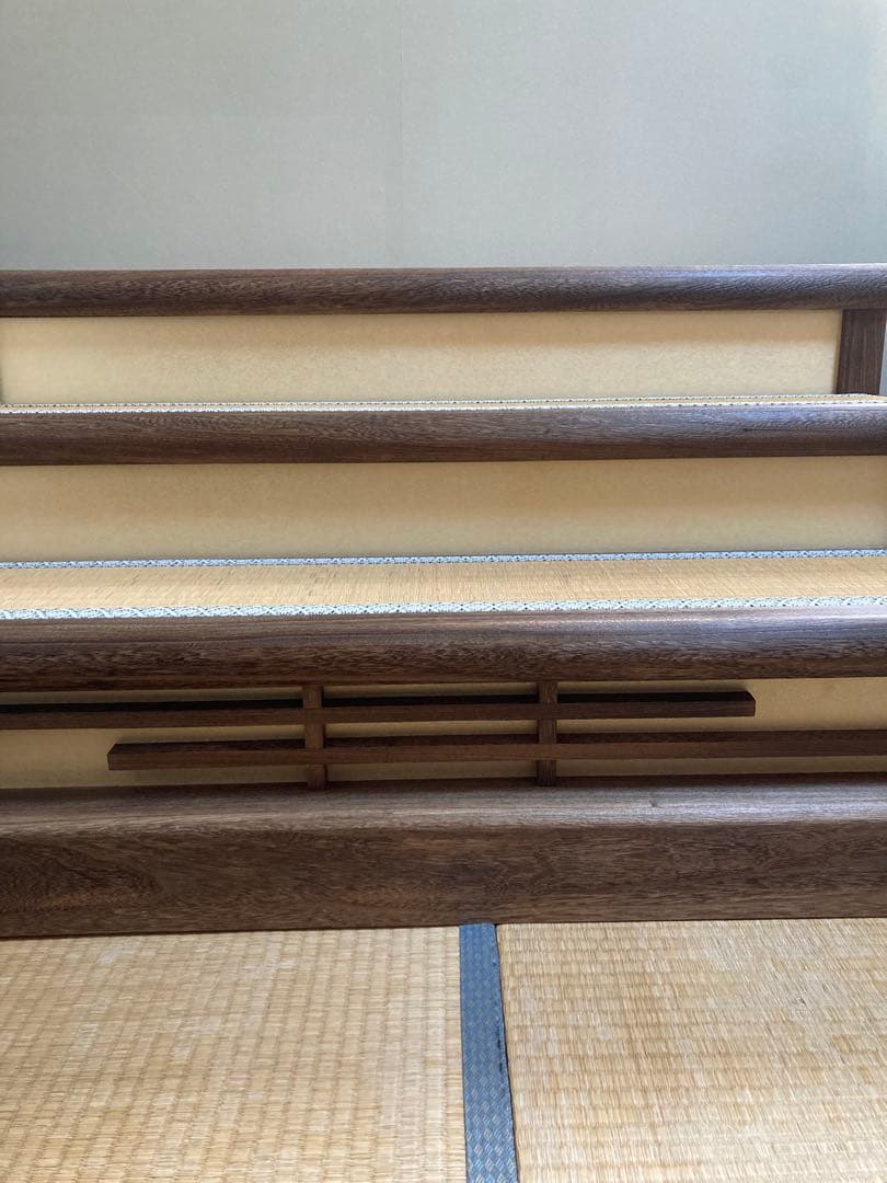 【最終値下げ】　雛壇のみ　三段飾り　焼桐畳台