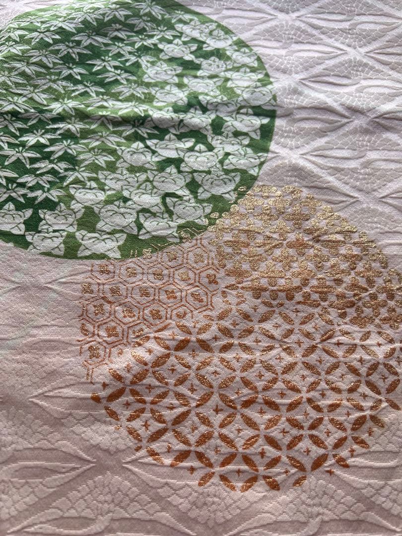 振袖 花柄 上品　豪華　金　赤 白 緑 青　長襦袢つき