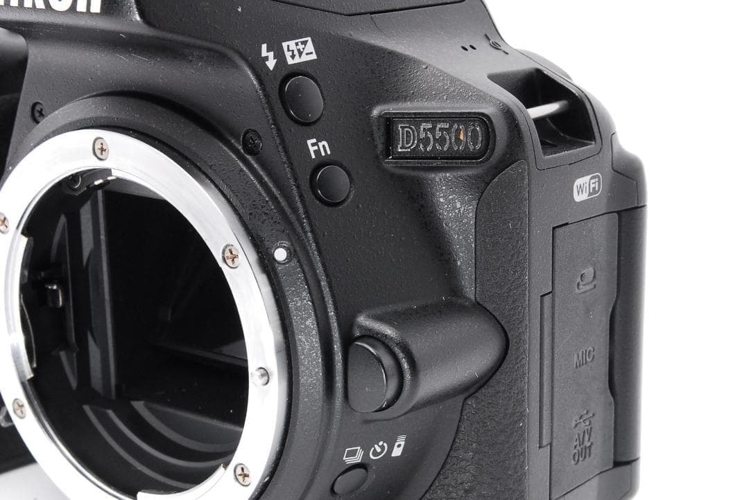 ✨美品 Wi-Fi搭載機 箱付き✨ Nikon D5500ダブルレンズセット