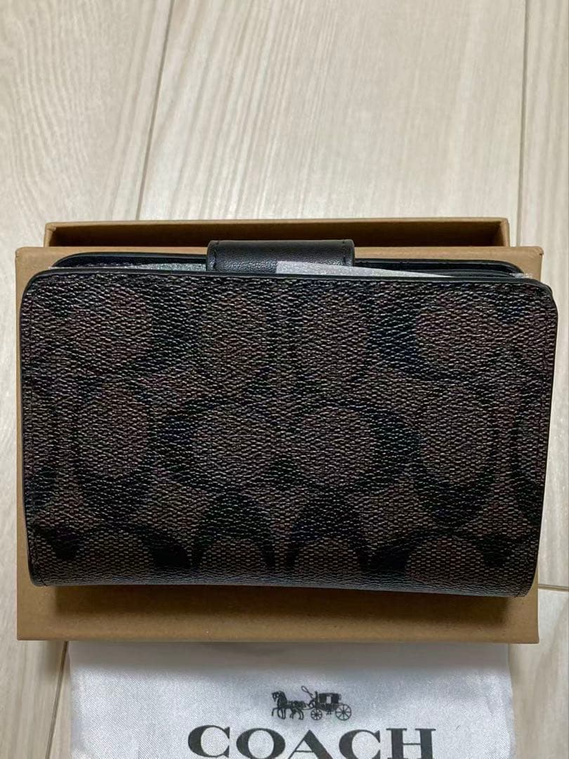 COACH コーチ 二つ折り財布 新品・未使用