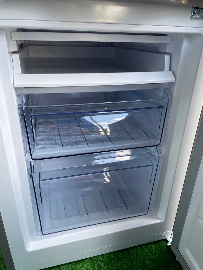 TCL 冷凍庫 シルバー 縦型