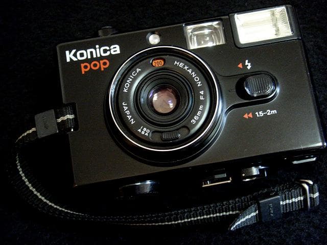 稀少 撮影可 コニカ POP EFJ の海外版 黒 konica フィルムカメラ
