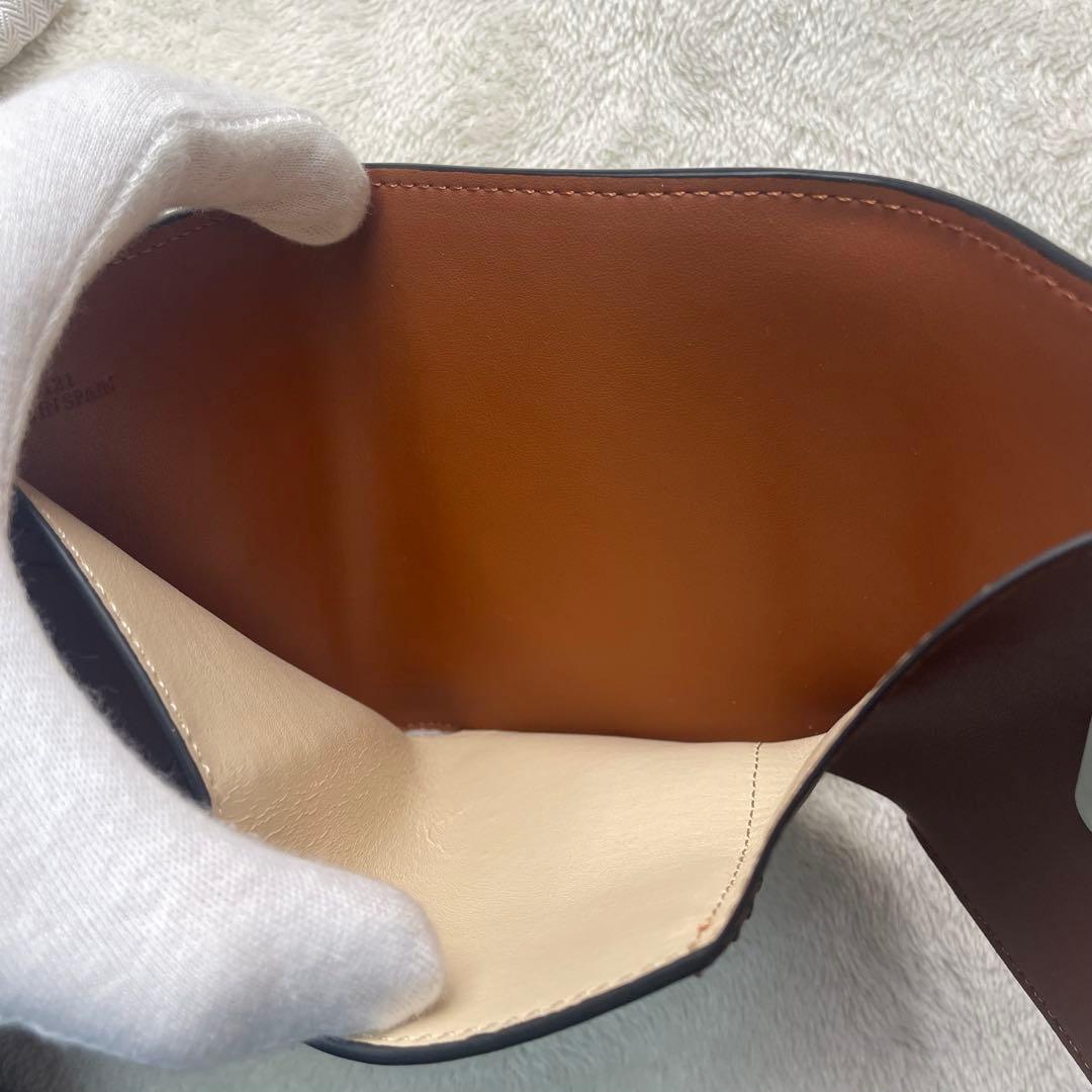 極美品 LOEWE ロエベ トライフォールドウォレット 三つ折り財布 ブラウン