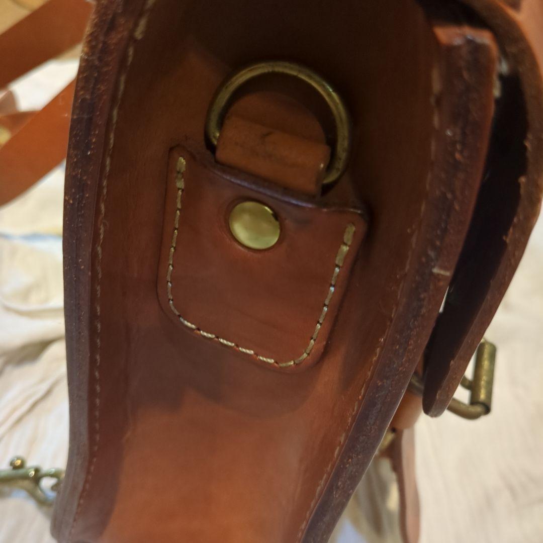 【メルカリ歳価格】HERZ サッチェルバッグ