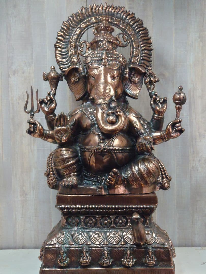 大型ガネーシャ像