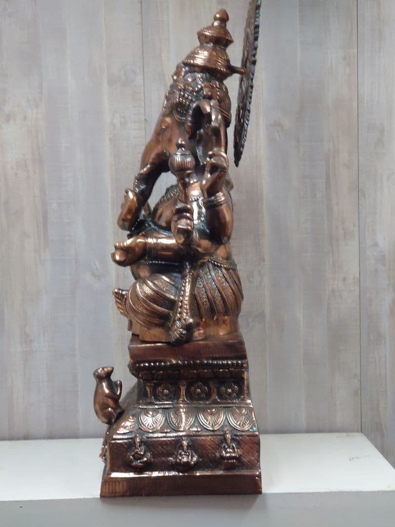 大型ガネーシャ像