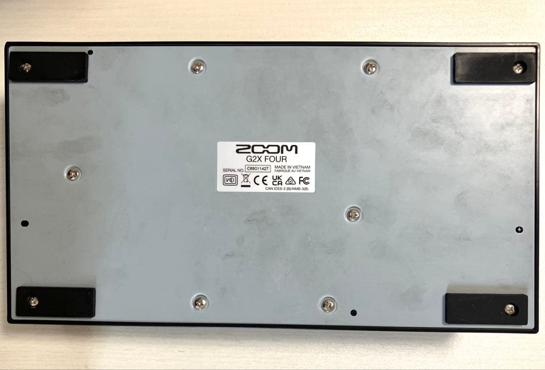 ZOOM G2X FOUR ギターマルチエフェクター