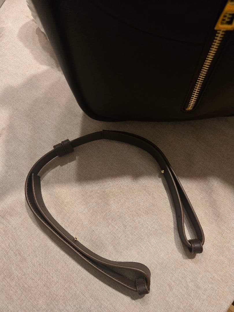 LOEWE ハンモックフリップバッグ