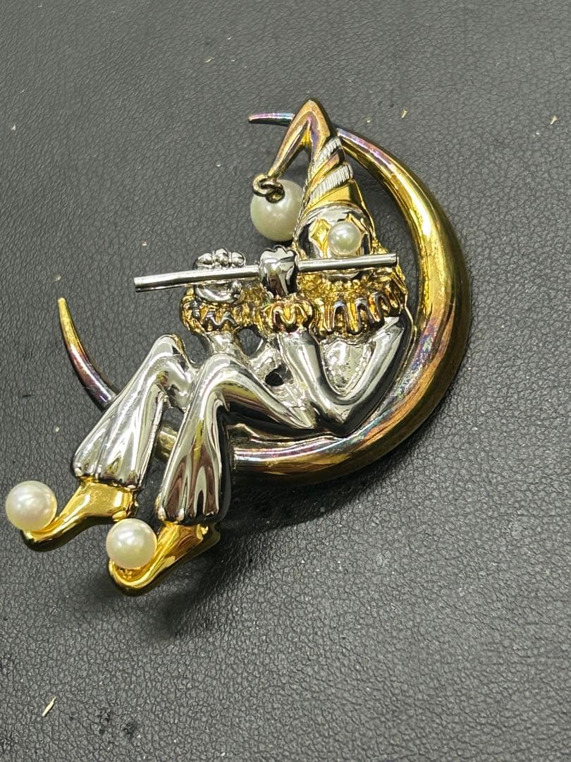 特価　ミキモト ピエロ ブローチ