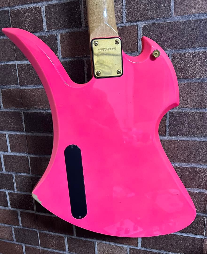 和竜様　　　　ネックはBurny。コンポーネント　hideモデル風