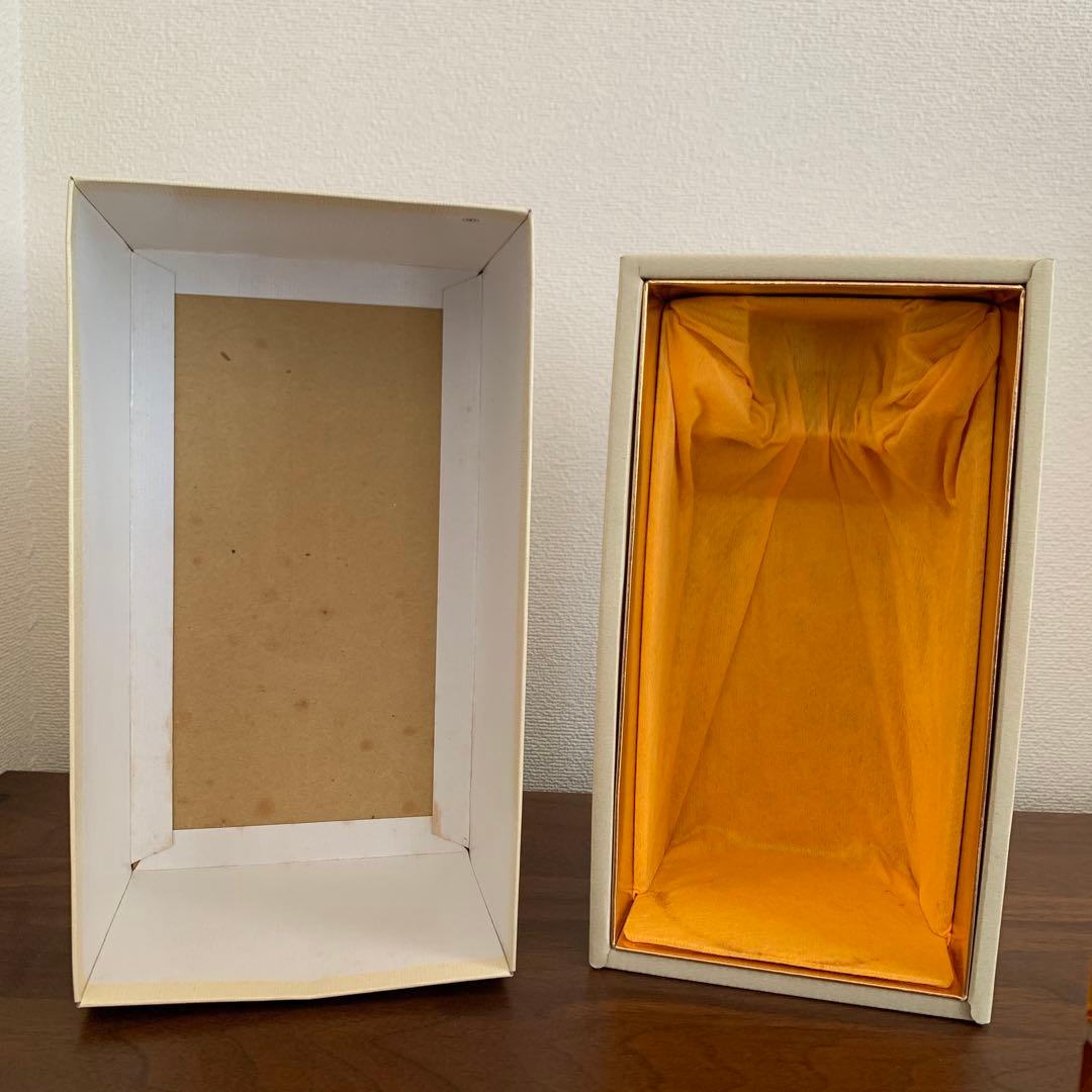 サントリーウイスキー響　古酒　旧ラベル