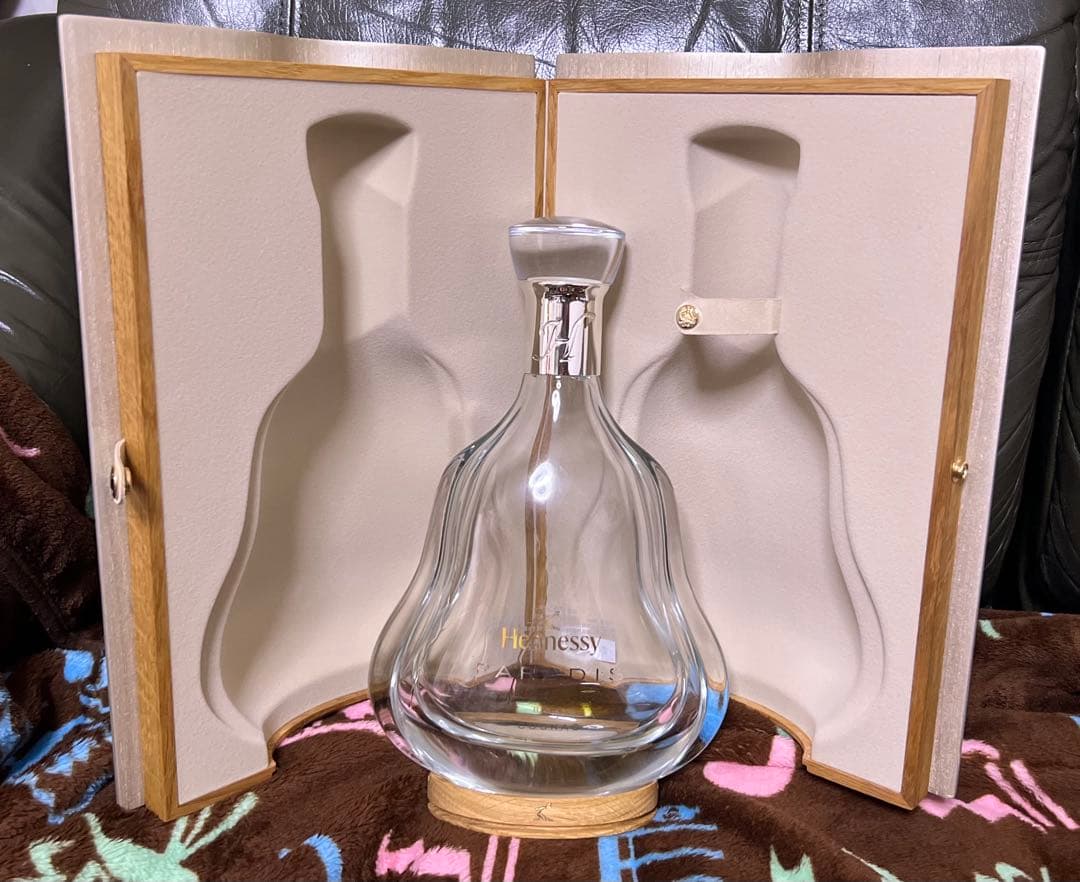 ヘネシー パラディ Hennessy Paradis木箱付き空瓶
