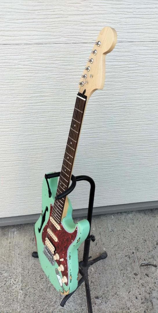 ストラトシンライン①　ハードレリックサーフグリーン　SSH　ステンレスフレット