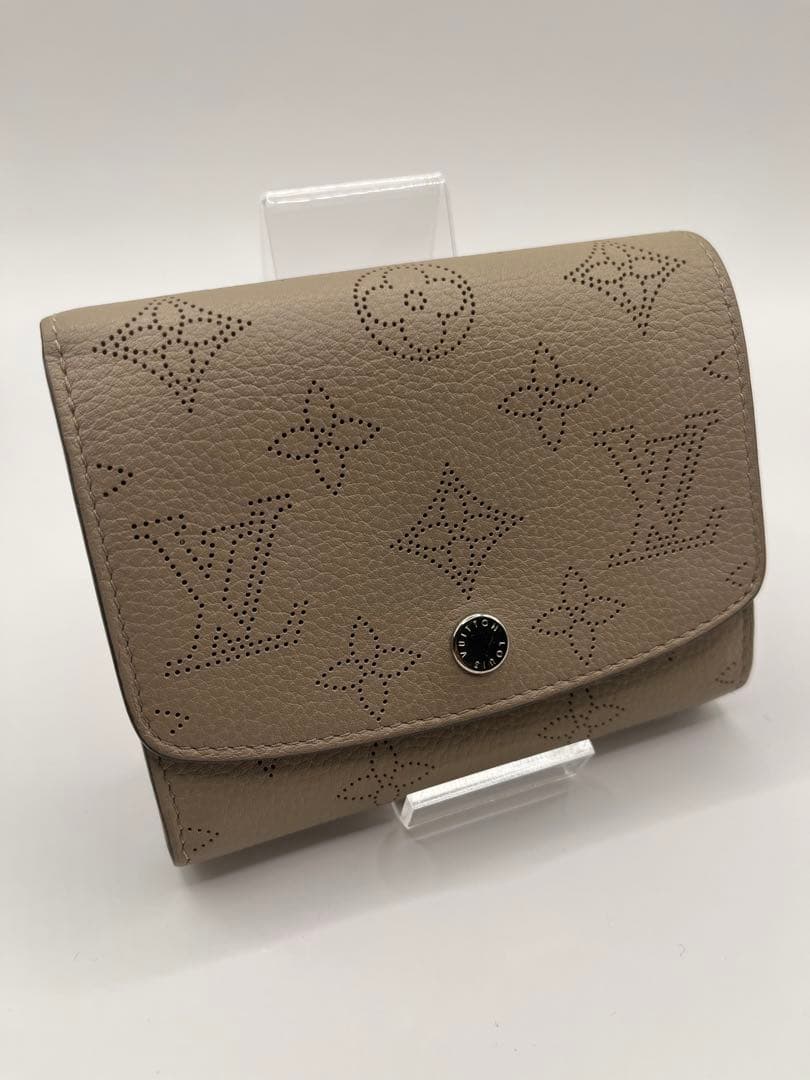 ポルトフォイユイリス コンパクト マヒナ 二つ折り財布 M62541