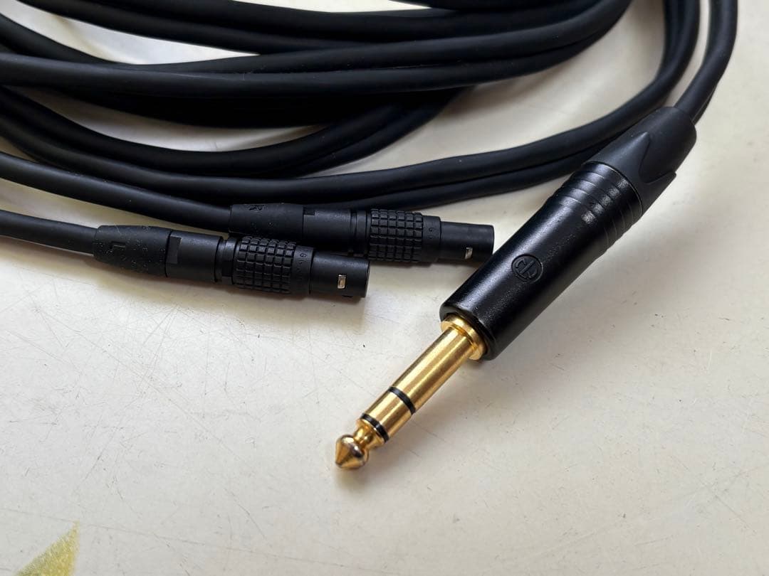 Focal Utopiaフォーカル ヘッドホン