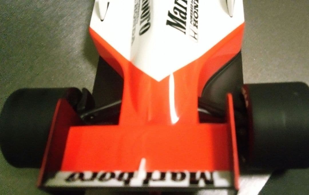 ミニチャンプス 1/18 F1 マクラーレン MP4/4 ホンダ A.セナ