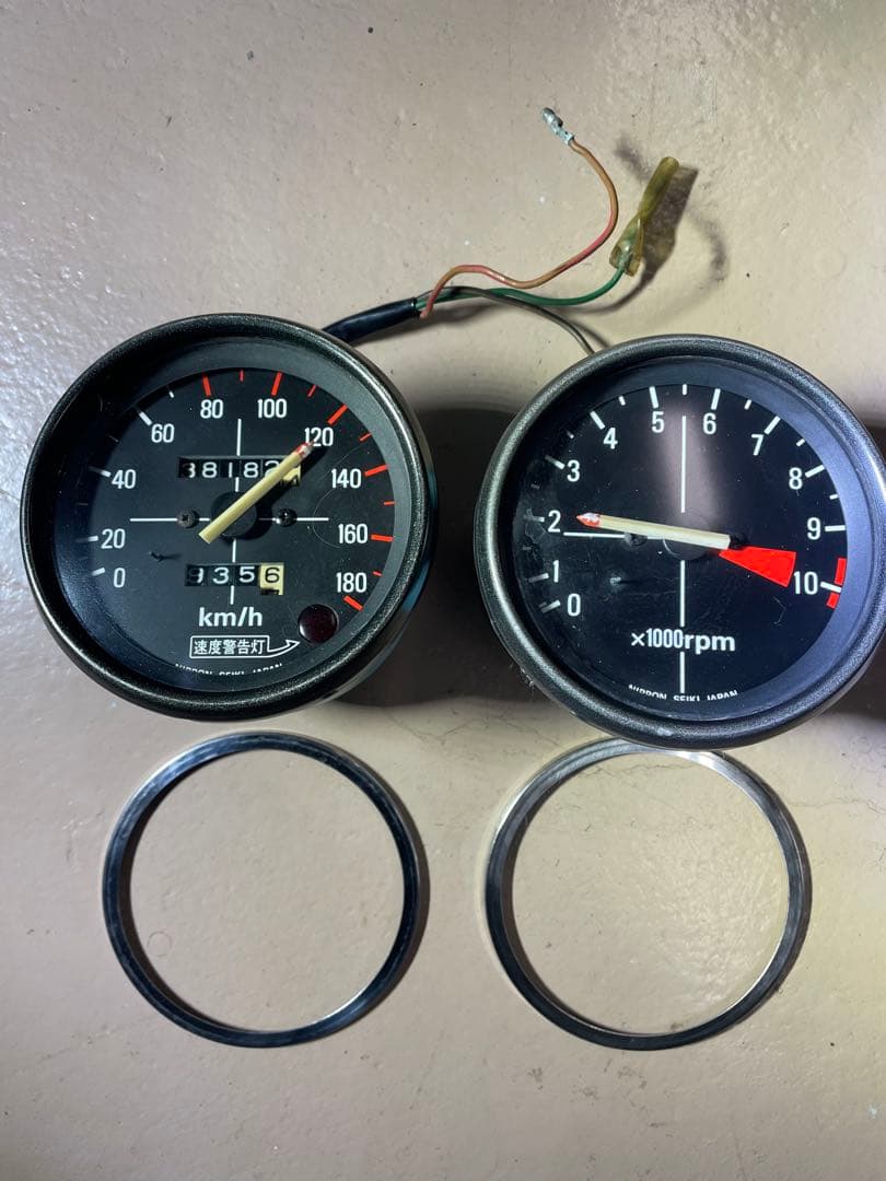 CB750F純正メーター、ジャンク、は部品取り
