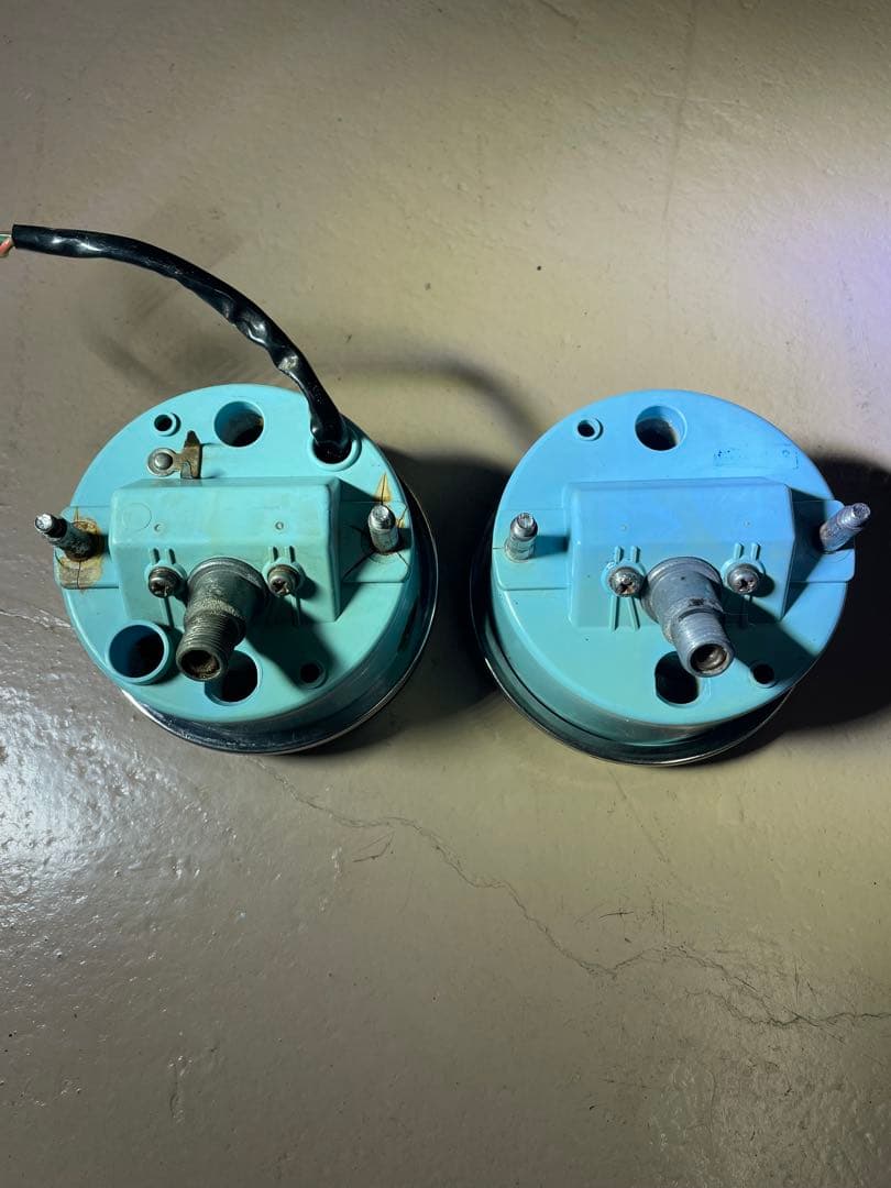 CB750F純正メーター、ジャンク、は部品取り