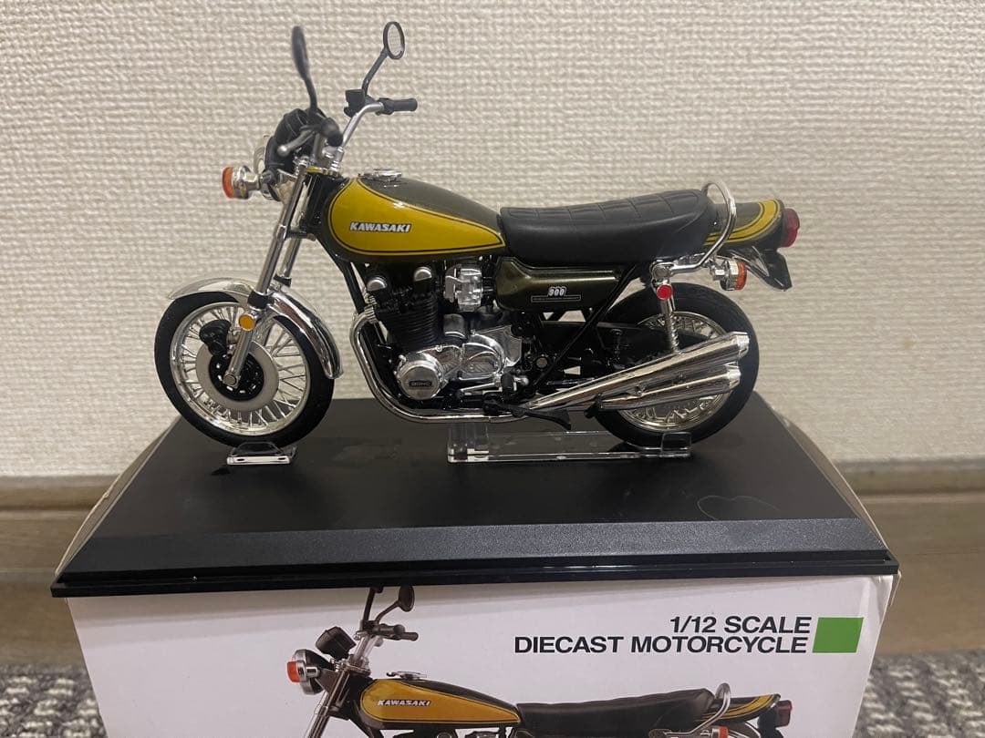 Z1 900 イエローボールダイキャストモデル 1/12スケール