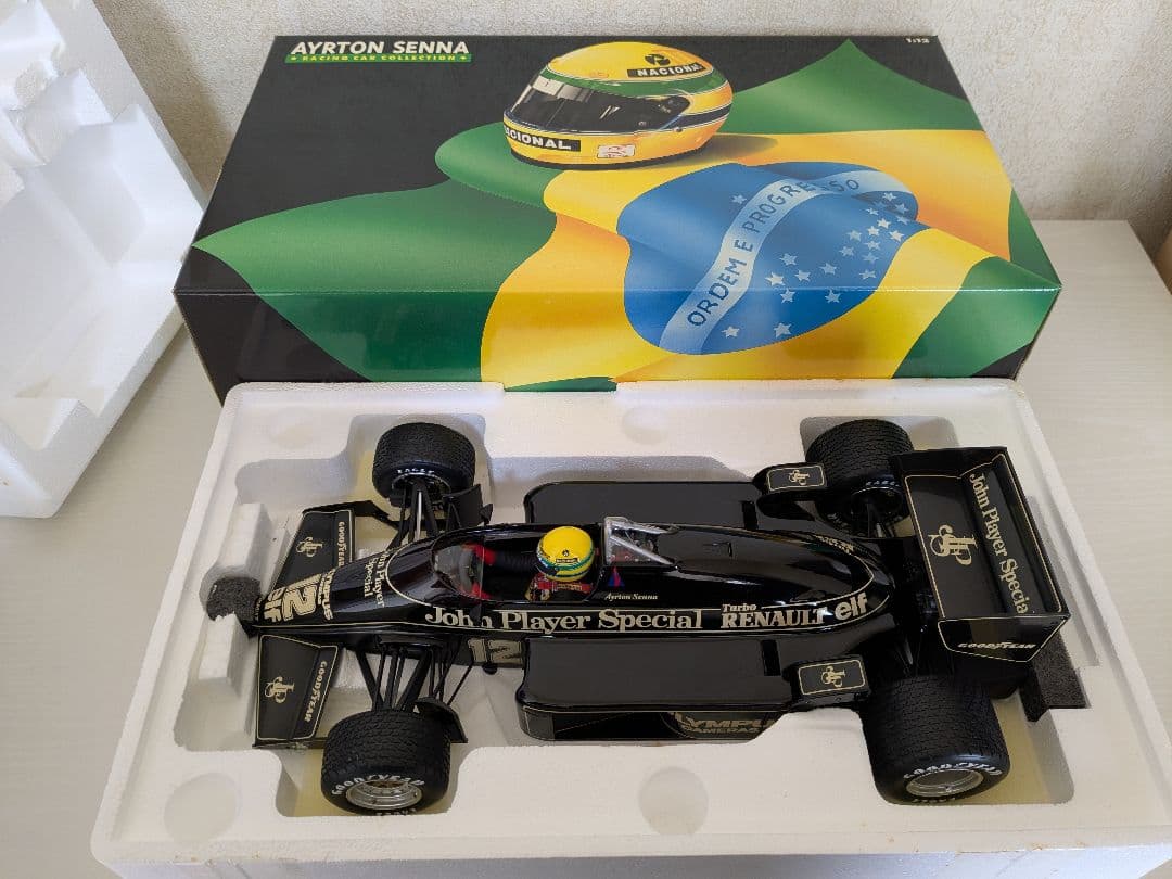 F1 MINICHAMPS 1/12 ロータスルノー97T アイルトン・セナ