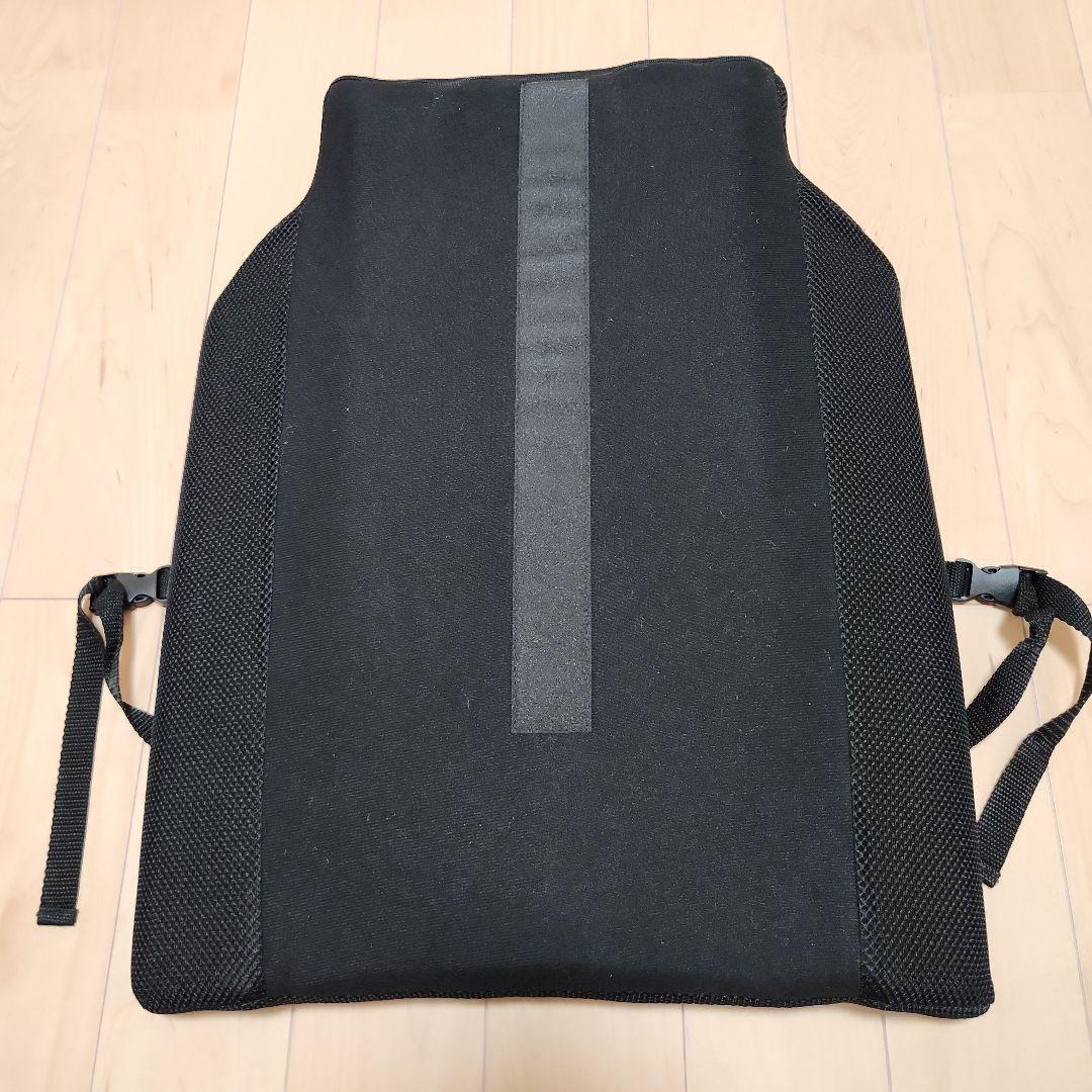 【値下げ】モトリア 後部座席用クッション 子供 シートベルト補助具