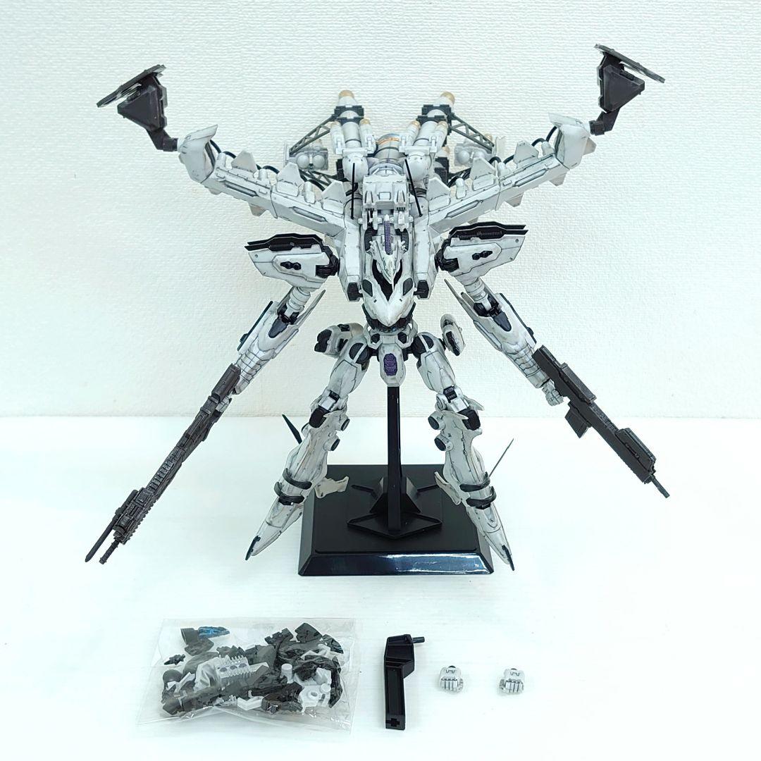 コトブキヤ アーマードコア　ラインアークホワイトグリント　プラモデル 完成