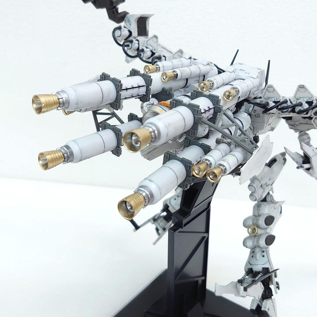 コトブキヤ アーマードコア　ラインアークホワイトグリント　プラモデル 完成