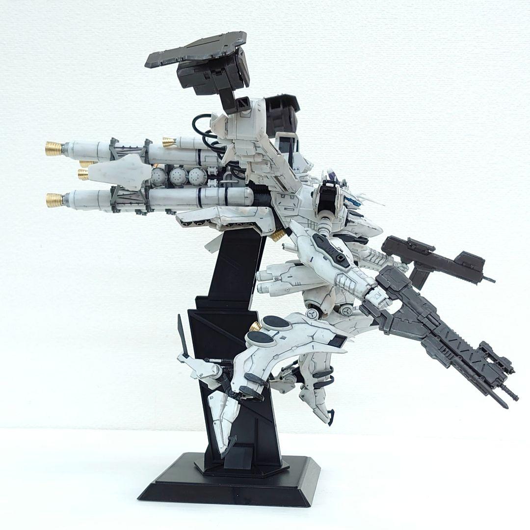 コトブキヤ アーマードコア　ラインアークホワイトグリント　プラモデル 完成