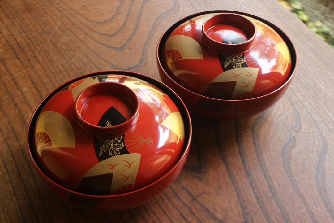 デッドストック！上質朱漆に優美な扇面蒔絵の映える煮物椀2点（検輪島塗雑煮椀