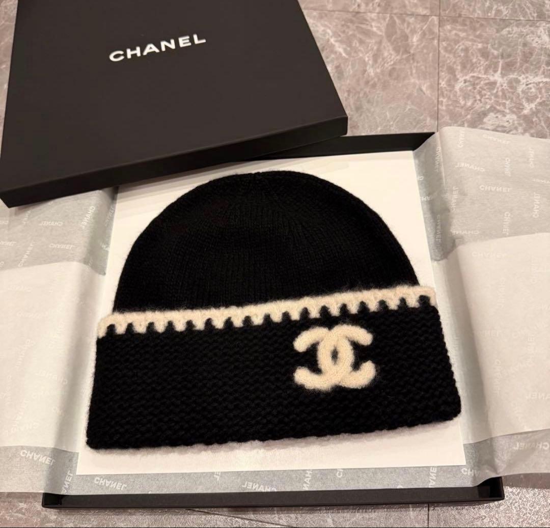 ラスト1点　即日発送　CHANEL CCマークニット帽 ブラック/ホワイト