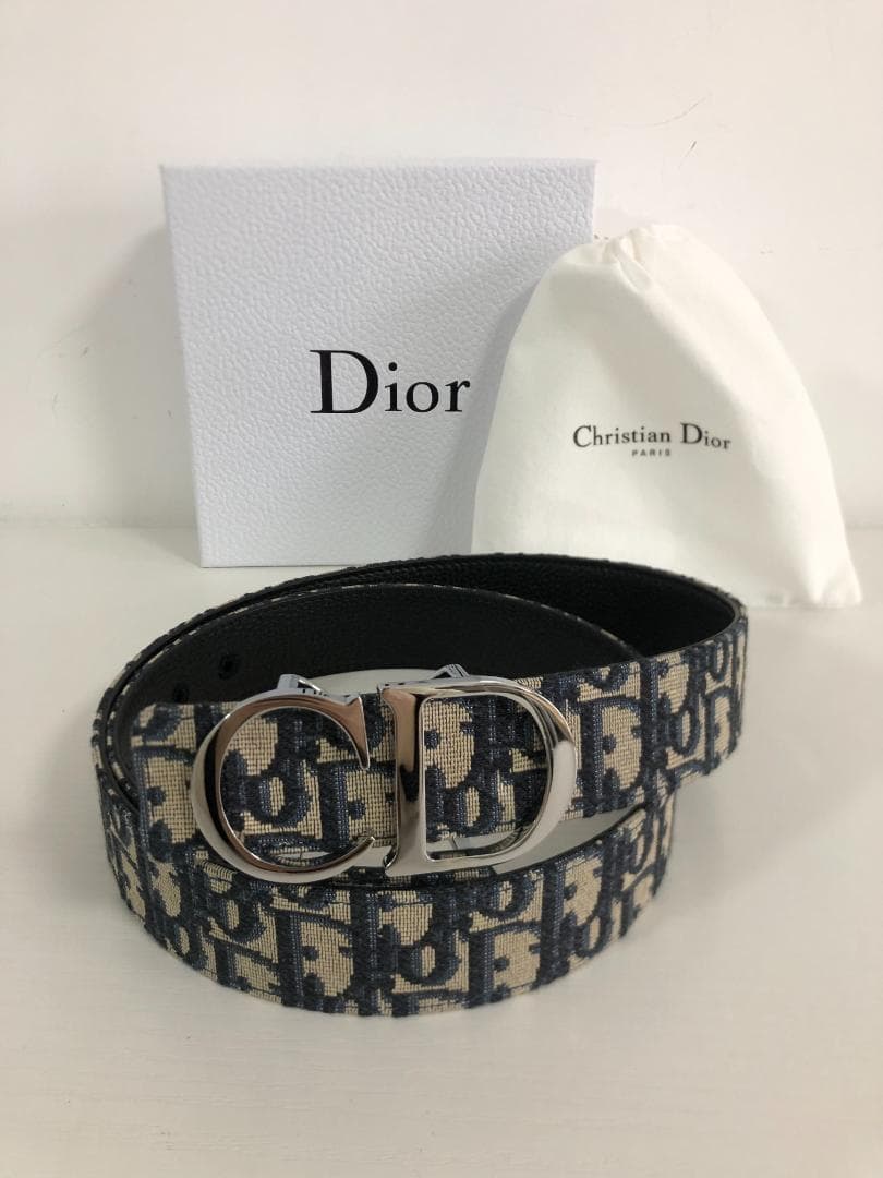 ベルト EUR90　ベージュ　男女兼用　ファッション 高級感